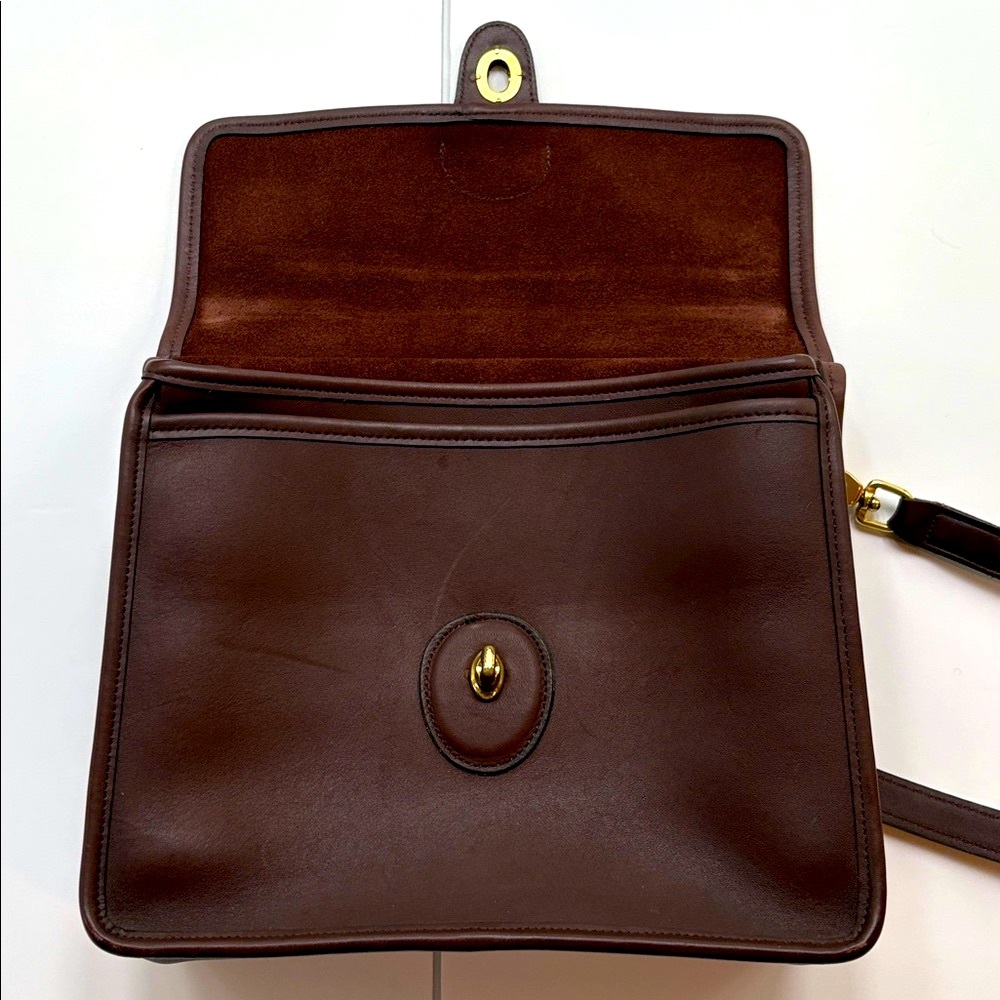 Vintage Coach Willis 9927 Mahogany USA Unused Pristine Crossbody - Picture 4 of 7